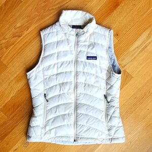 Patagonia down vest, women's XS, white